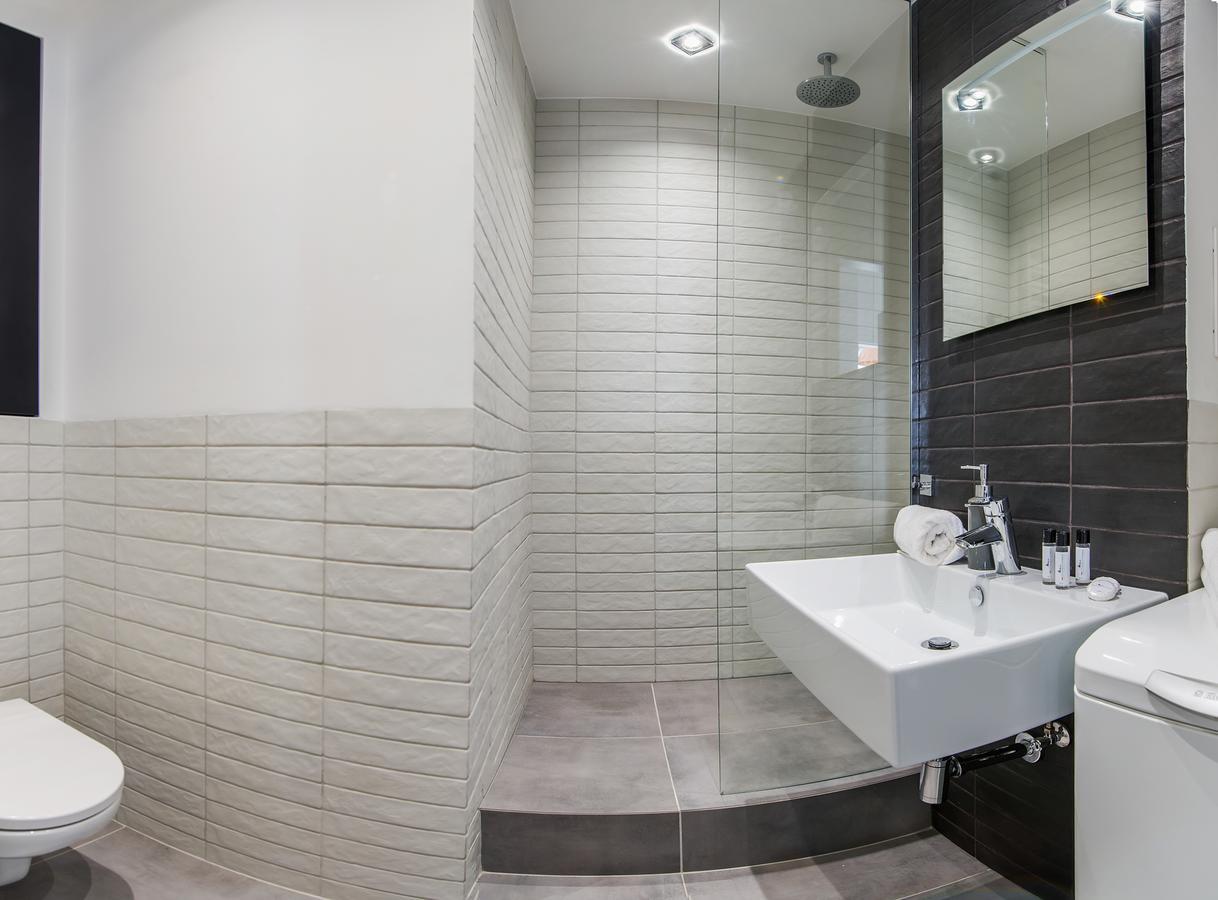 Chmielna 73 P&O Serviced Apartments Varsovia Exterior foto