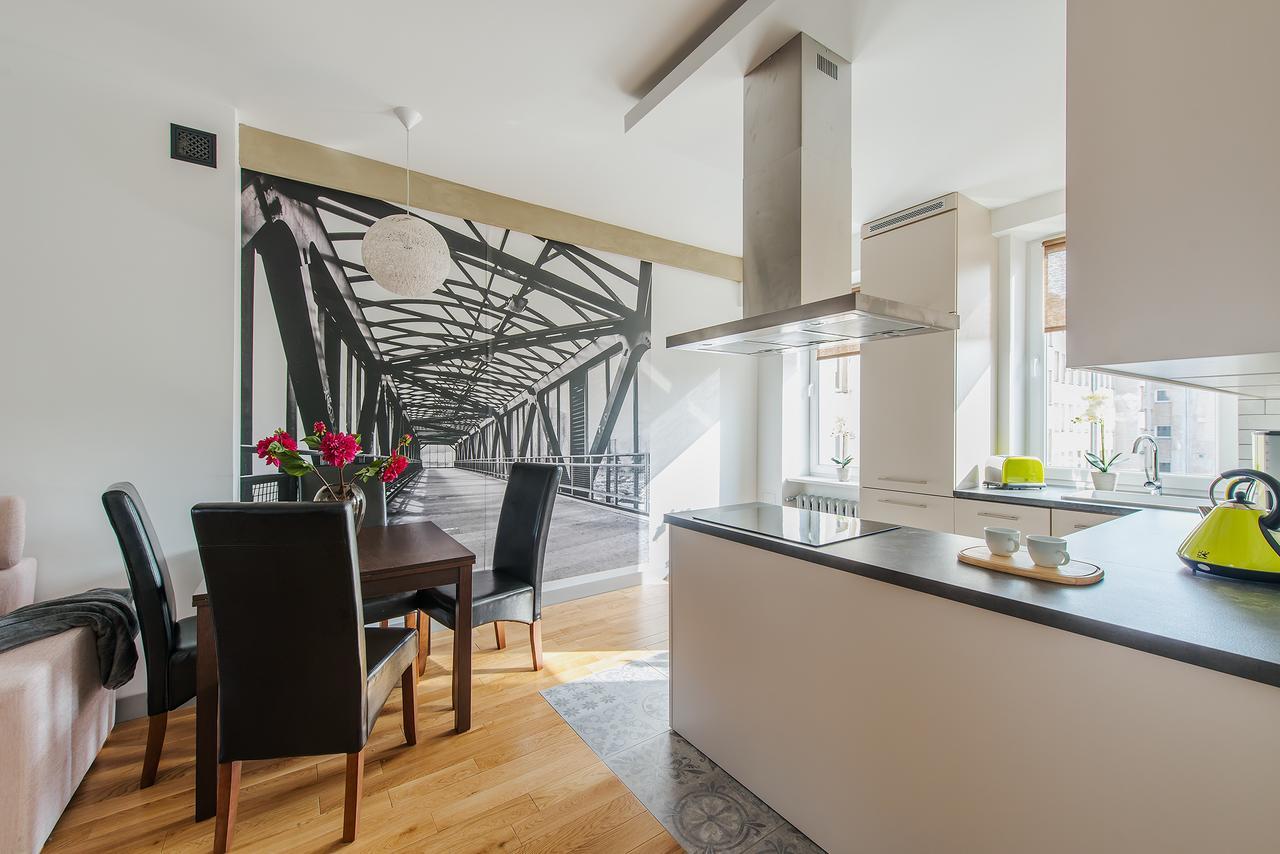 Chmielna 73 P&O Serviced Apartments Varsovia Exterior foto